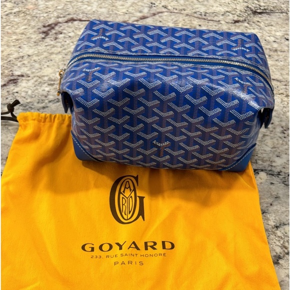 Authentic NEW with original receipt Goyard toiletry bag - Picture 5 of 5